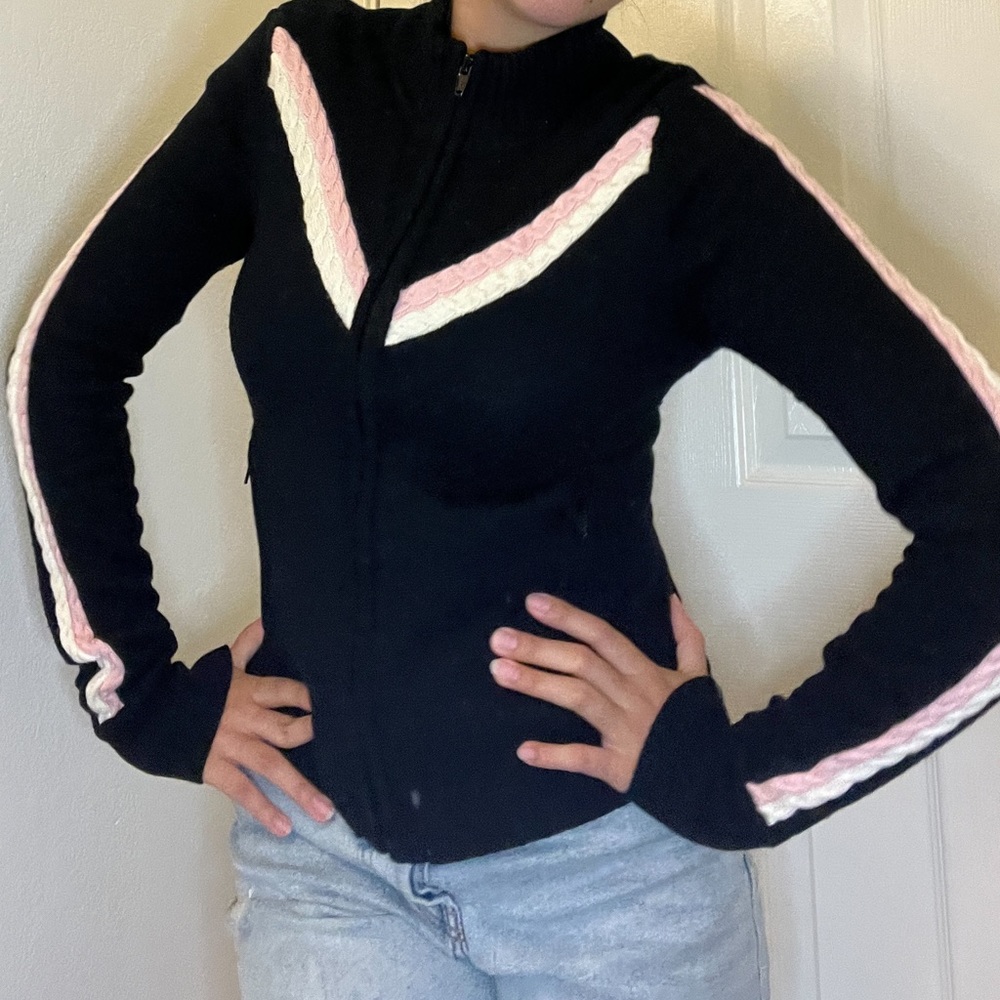 Unique Tommy Jeans fuzzy sweater sweatshirt hoodie jacket